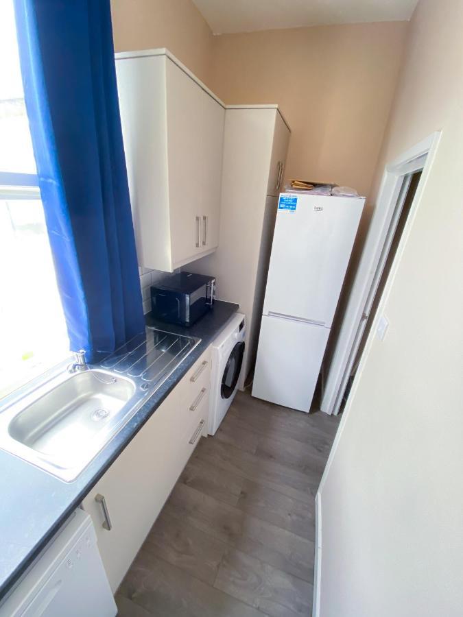 Stylish 1 Bedroom Flat In Wood Green Londen Buitenkant foto