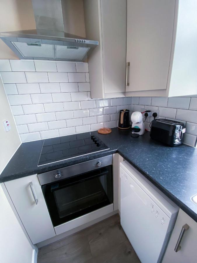 Stylish 1 Bedroom Flat In Wood Green Londen Buitenkant foto